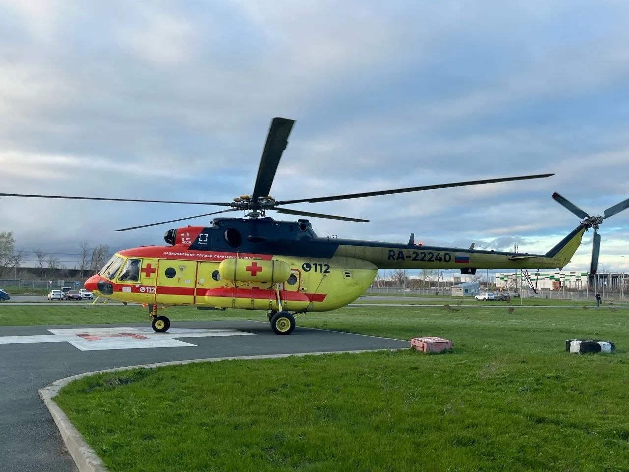 Двух детей с осложнениями после кишечной инфекции вертолётом доставили из Балакова в Саратов